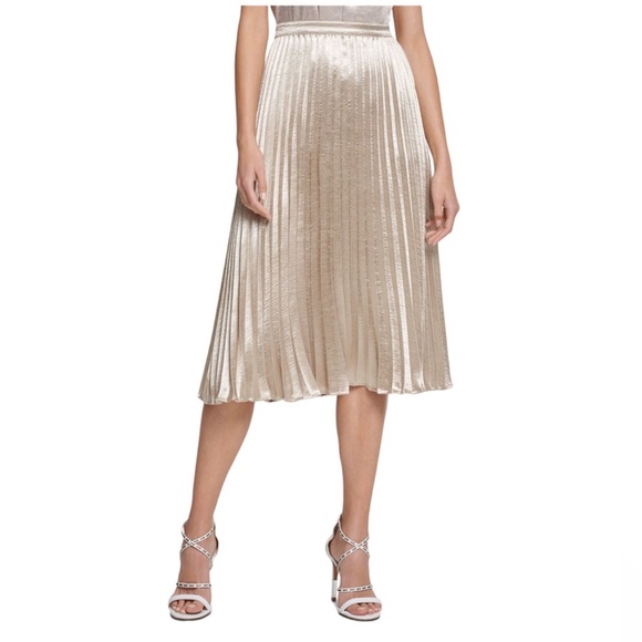 DKNY NWT Gold Satin Pleated Skirt size 8 - Picture 1 of 15